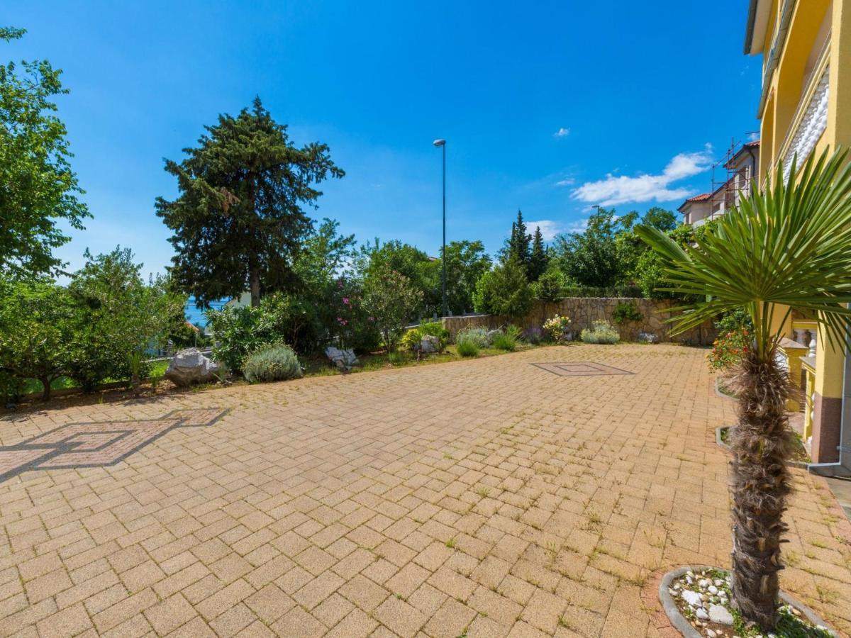 Apartments Artan Crikvenica Exterior photo