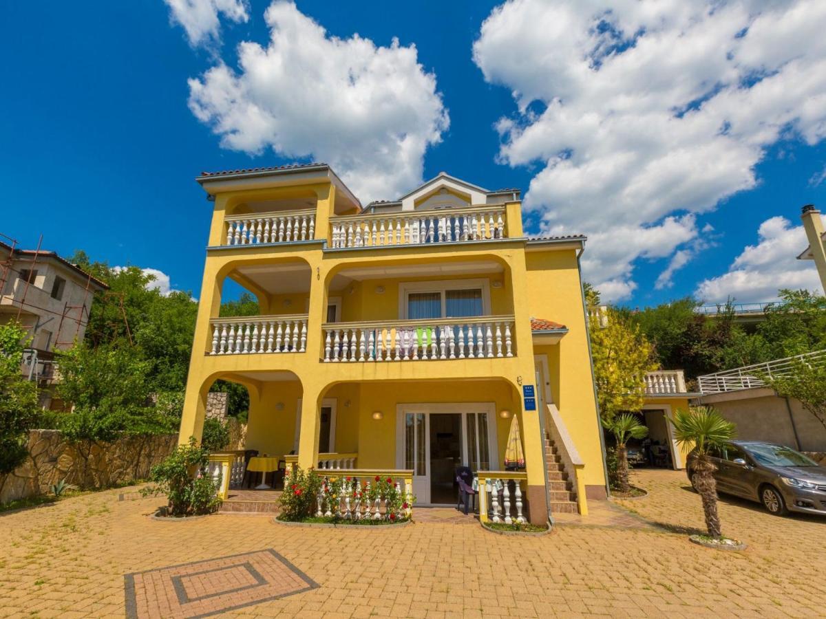 Apartments Artan Crikvenica Exterior photo